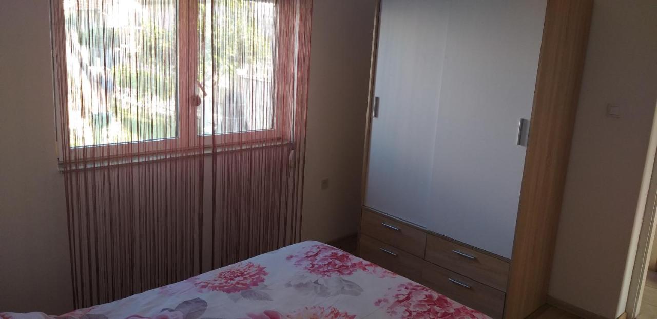 Apartman Zvoncica Vrsi Exteriér fotografie