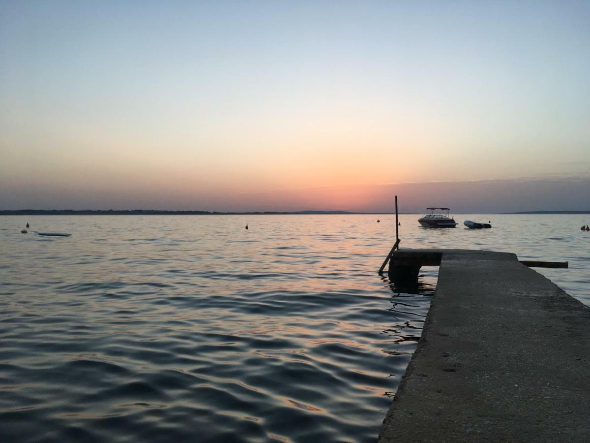 Apartman Zvoncica Vrsi Exteriér fotografie